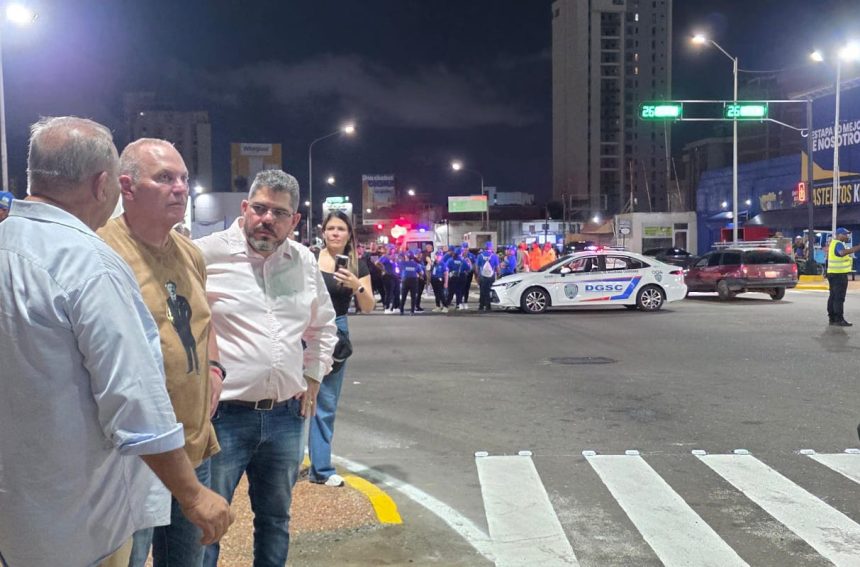 El alcalde Maracaibo dijo que la semaforización está acompañada de un plan de señalización y demarcación de calles y avenidas.