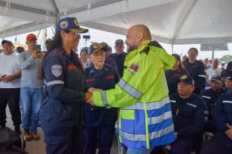 La entrega se realizó durante un acto protocolar en las instalaciones del ayuntamiento sureño,
